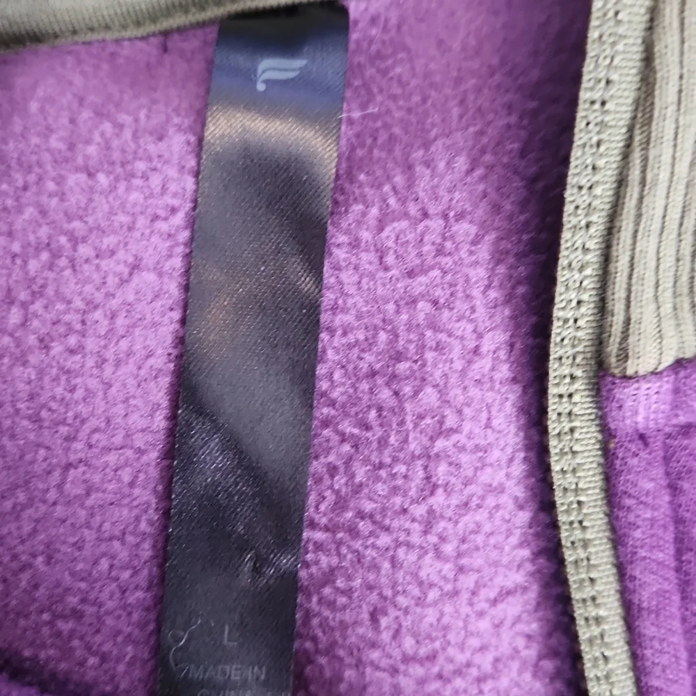 Fabletics Violet 1/4 Zip High Collar Sweatshirt - Picture 4 of 4